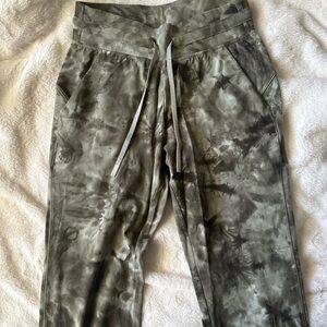 Lululemon align diamond dye joggers